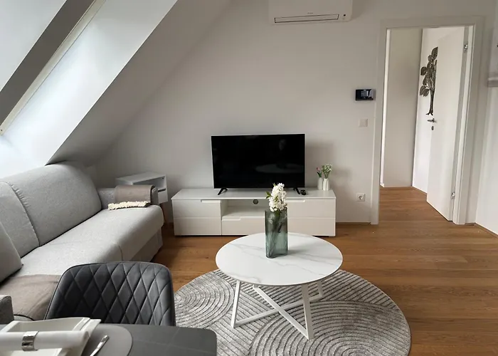 1 Bdr - Shine, In Vienna's Venter Apartament